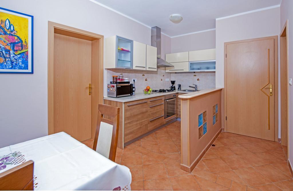 Apartments Karmen Rovinj Luaran gambar