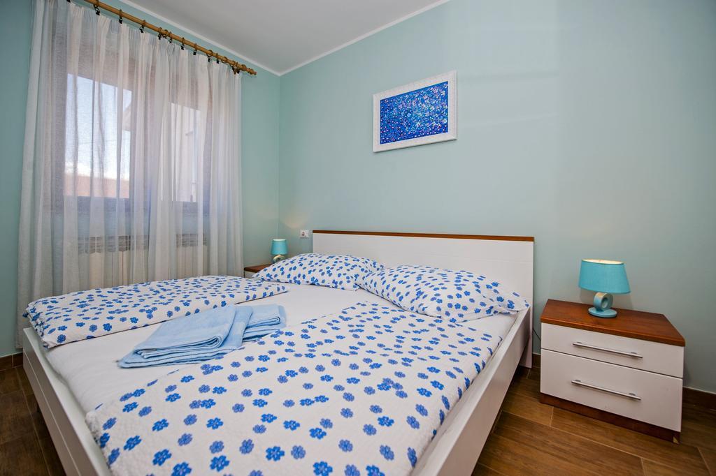 Apartments Karmen Rovinj Luaran gambar