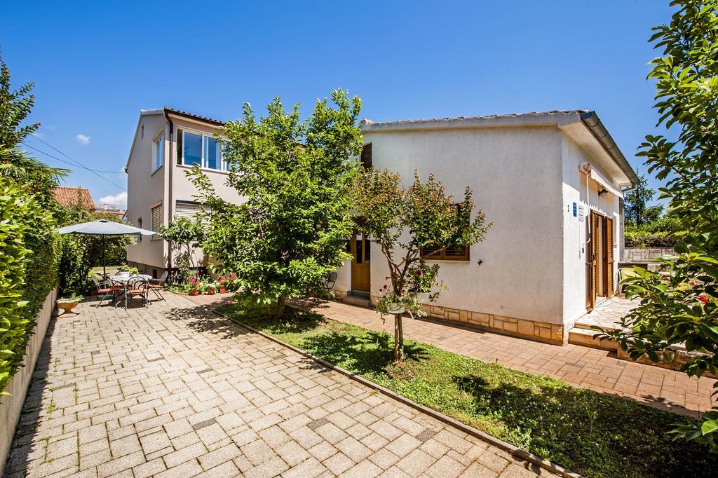 Apartments Karmen Rovinj Luaran gambar